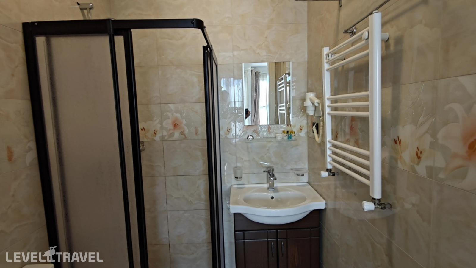 фотографии номера Двухместный номер Nuray (двуспальная кровать) отеля Nuray Hotel в Турция(Фатих) - фото №13