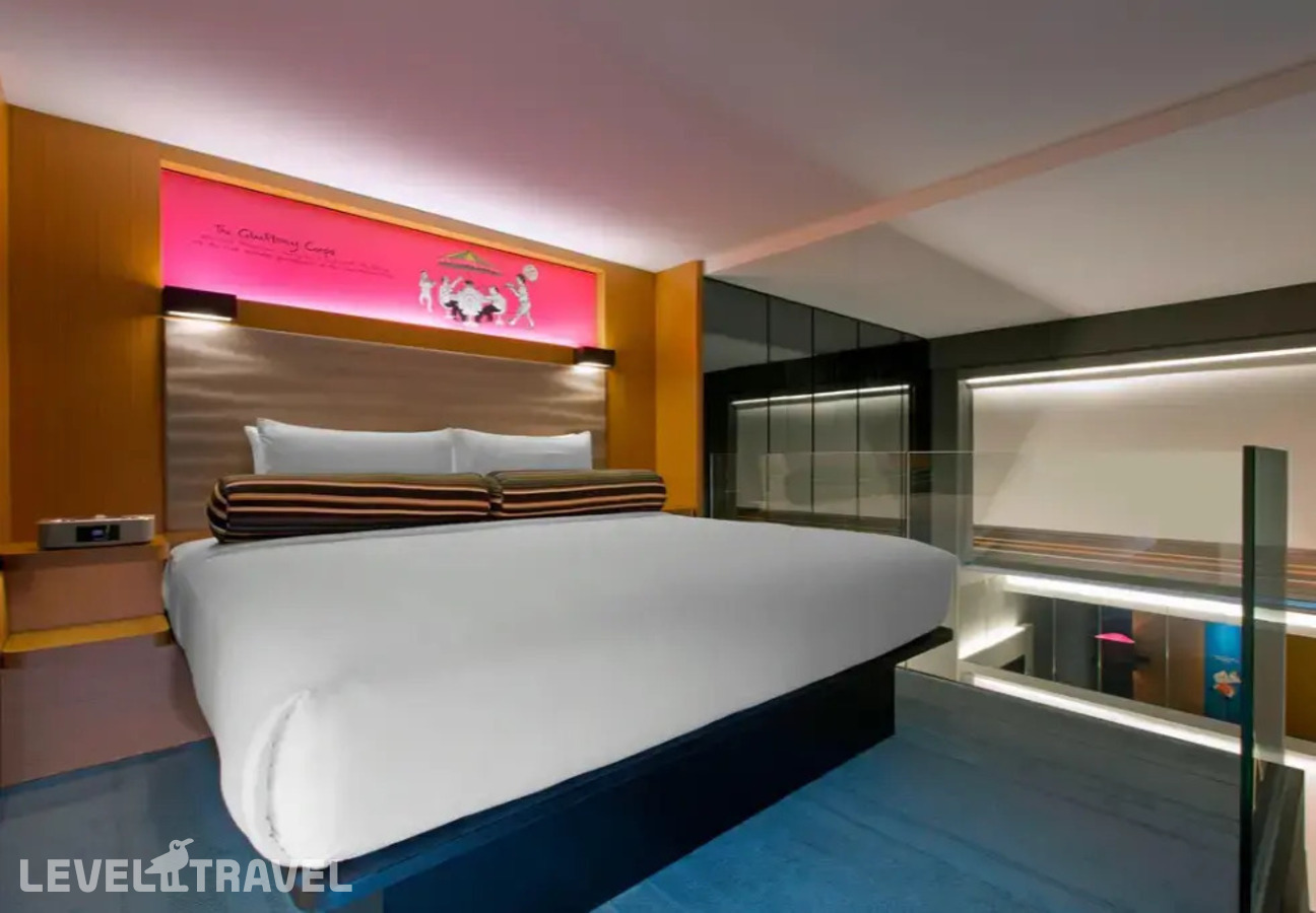 фотографии номера Двухместный люкс Duplex High Floor (двуспальная кровать) отеля Aloft Kuala Lumpur Sentral в Малайзия(Куала-Лумпур) - фото №1