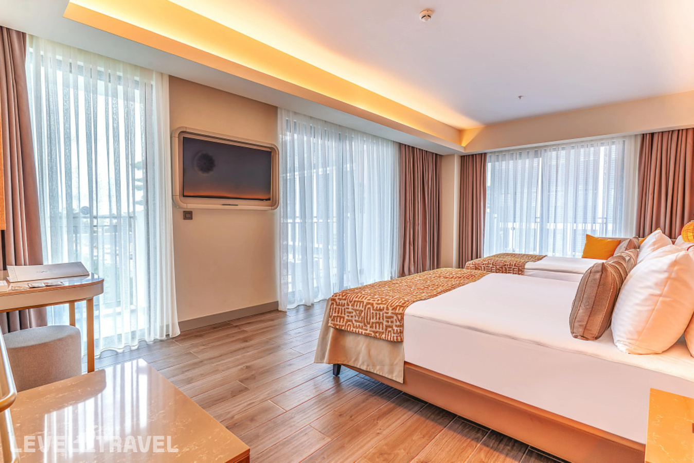 фотографии номера Номер Deluxe Superior с балконом и с красивым видом из окна отеля Sy Hotels Belek Boutique Luxury (Ex. Sy Hotels Belek) в Турция(Кадрие) - фото №3