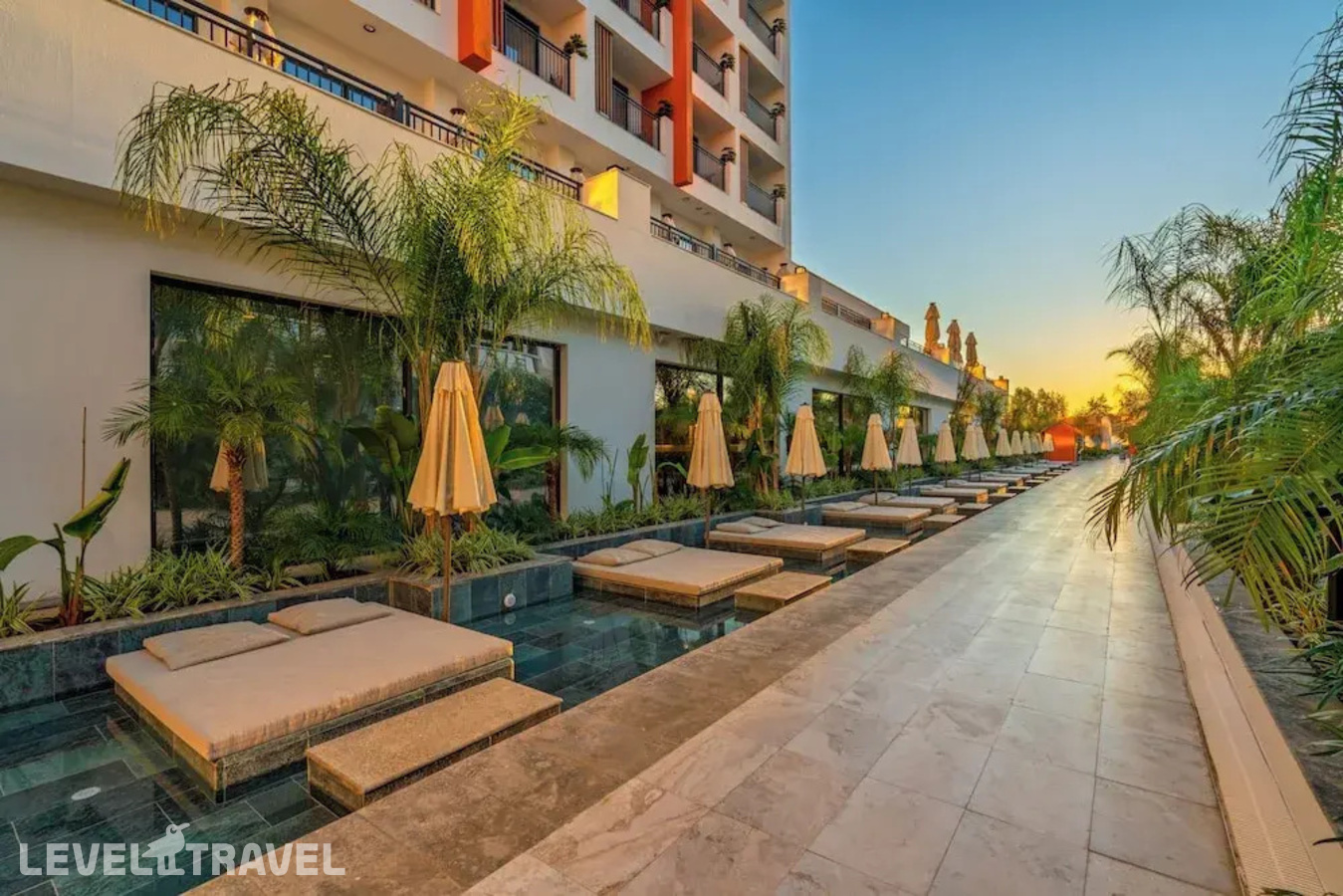 фотографии номера Номер Swim-Up семейный Deluxe отеля Sy Hotels Belek Boutique Luxury (Ex. Sy Hotels Belek) в Турция(Кадрие) - фото №2