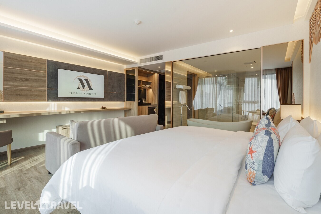 фотографии номера Делюкс отеля The Marin Phuket в Таиланд(Камала Бич) - фото №3