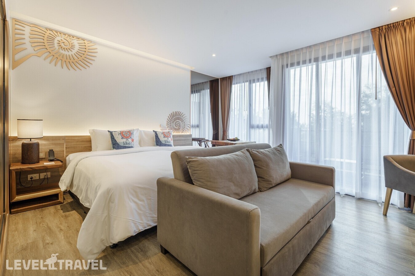 фотографии номера Делюкс отеля The Marin Phuket в Таиланд(Камала Бич) - фото №1