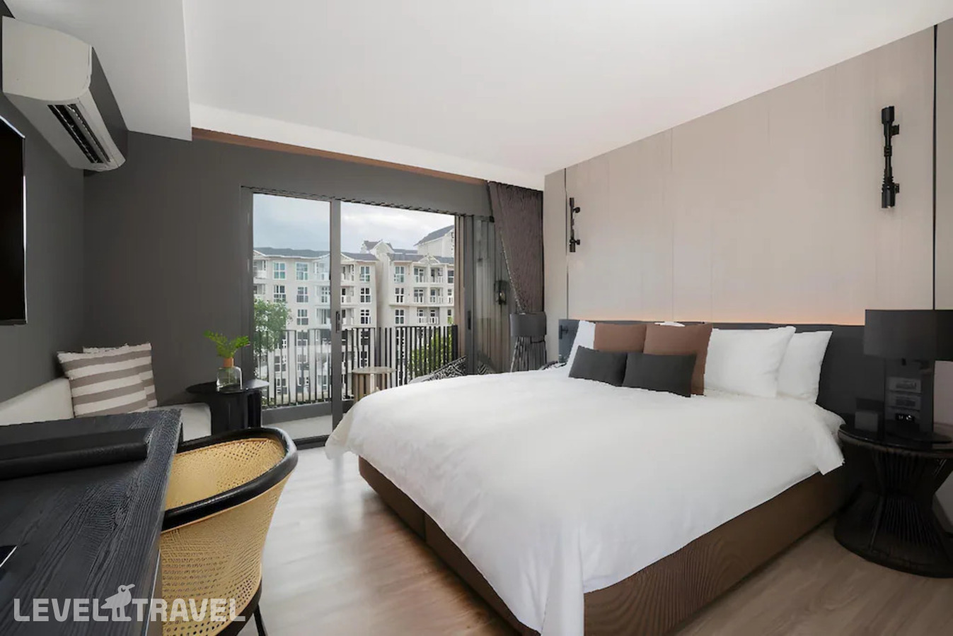 фотографии номера Делюкс отеля Bayphere Hotel Pattaya (Ex.Best Western Premier Bayphere) в Таиланд(Джомтьен) - фото №1