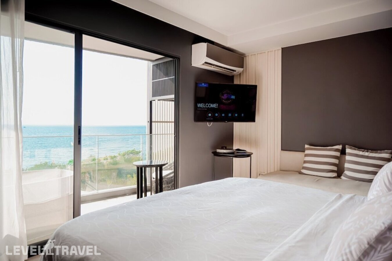 фотографии номера Представительский с видом на океан отеля Bayphere Hotel Pattaya (Ex.Best Western Premier Bayphere) в Таиланд(Джомтьен) - фото №4