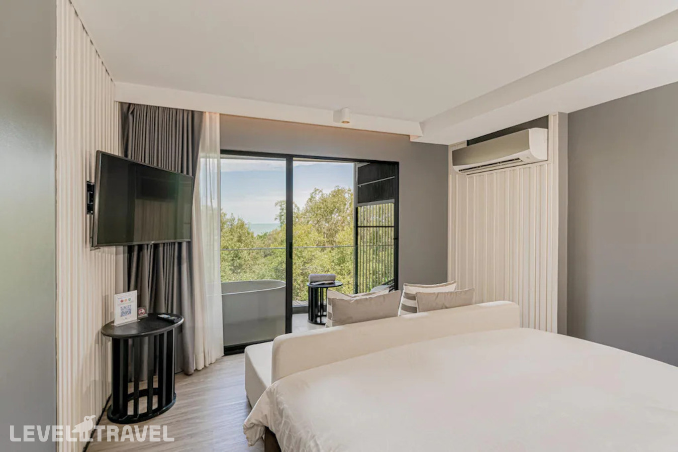 фотографии номера Представительский люкс с видом на сад отеля Bayphere Hotel Pattaya (Ex.Best Western Premier Bayphere) в Таиланд(Джомтьен) - фото №5