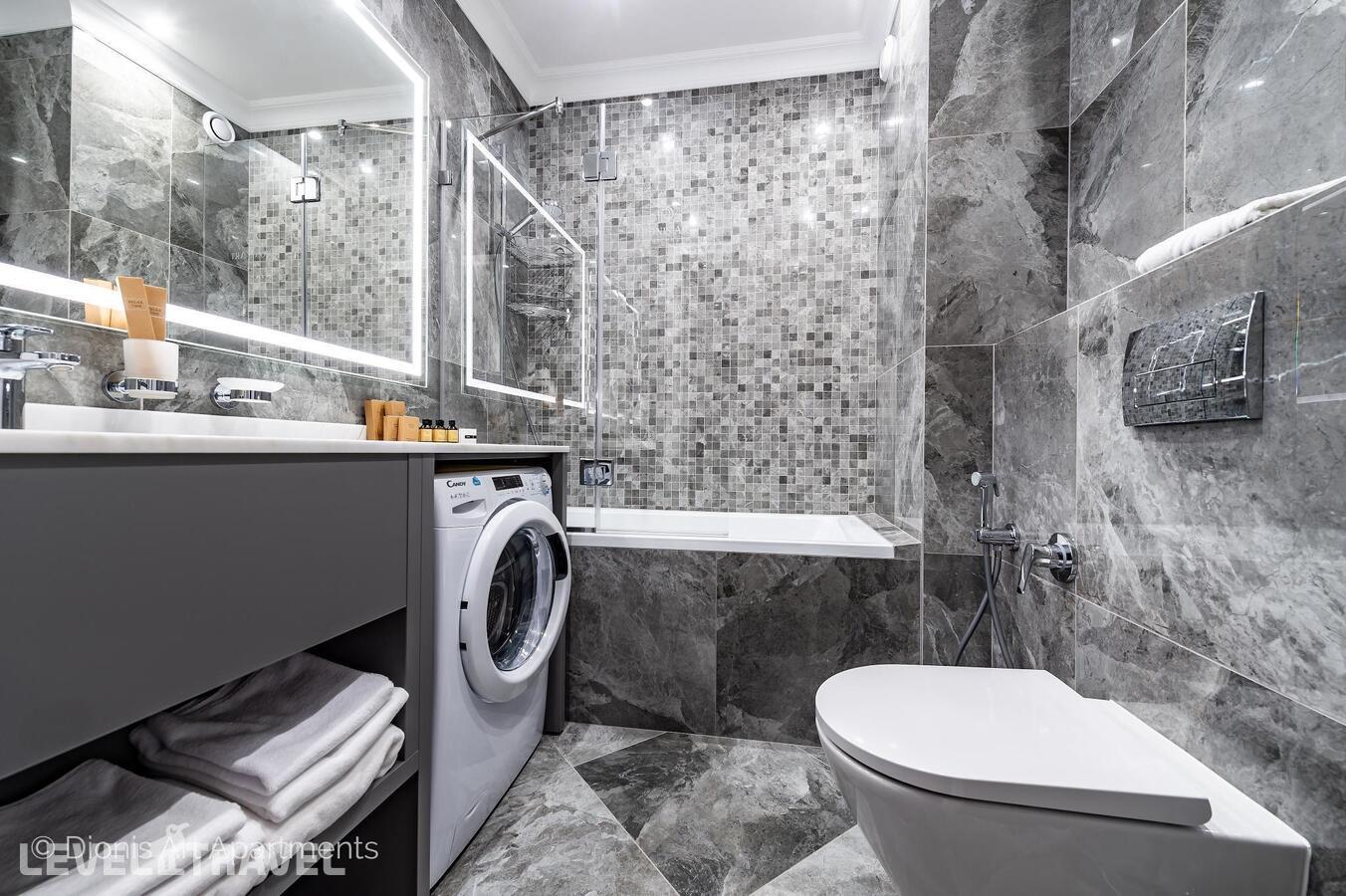 фотографии номера Улучшенные апартаменты отеля Dionis Art Apartments в Россия(Центральный район) - фото №4