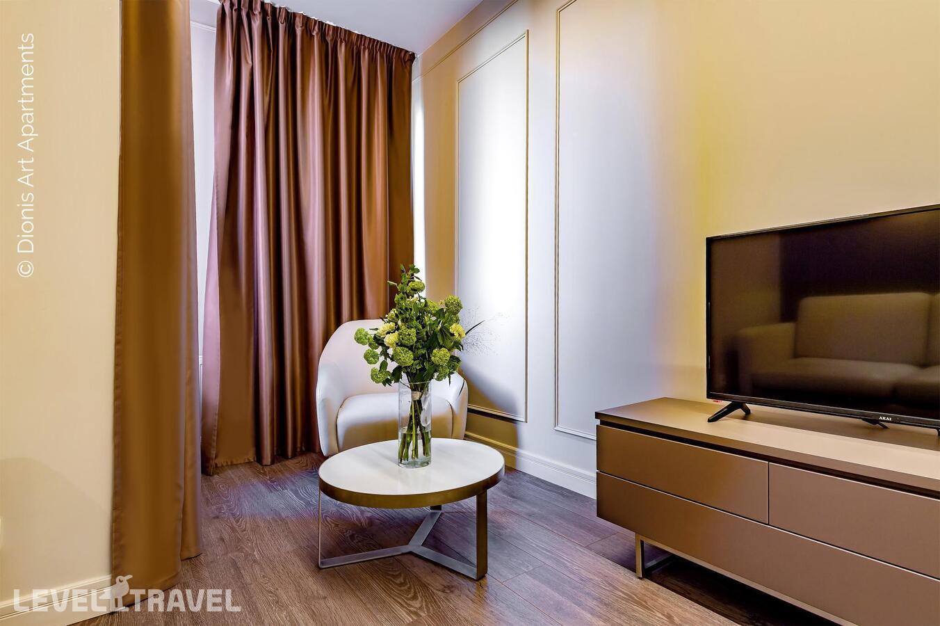 фотографии номера Улучшенные апартаменты (3 комнаты) отеля Dionis Art Apartments в Россия(Центральный район) - фото №15