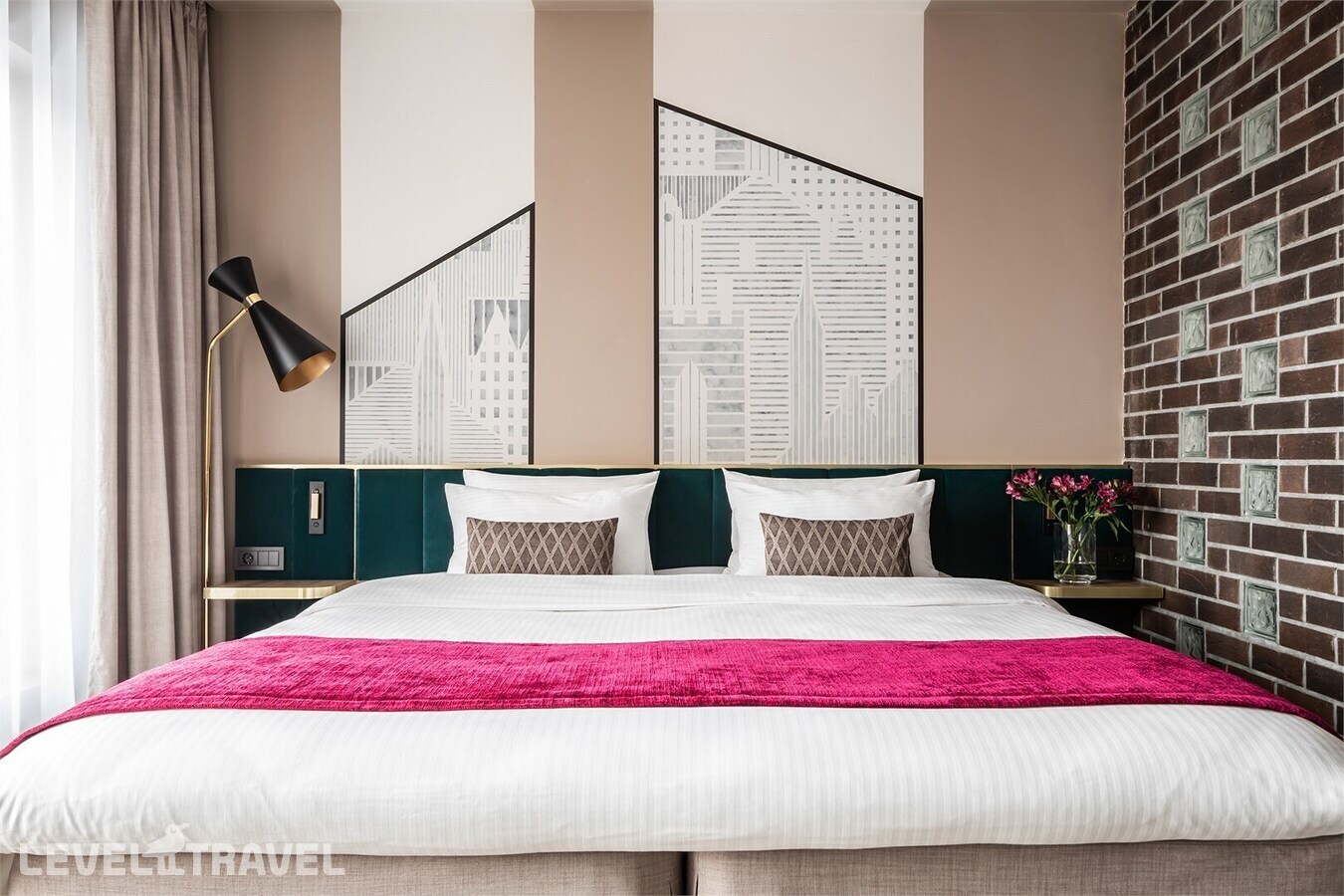 фотографии номера Стандартный с видом на озеро отеля Mercure Калининград в Россия(Калининград) - фото №2