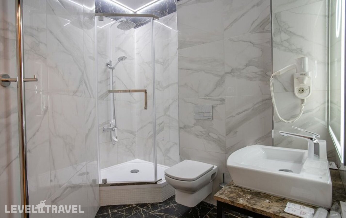фотографии номера Улучшенный номер отеля Barin Residence Grand в Россия(Центральный административный округ (ЦАО)) - фото №5