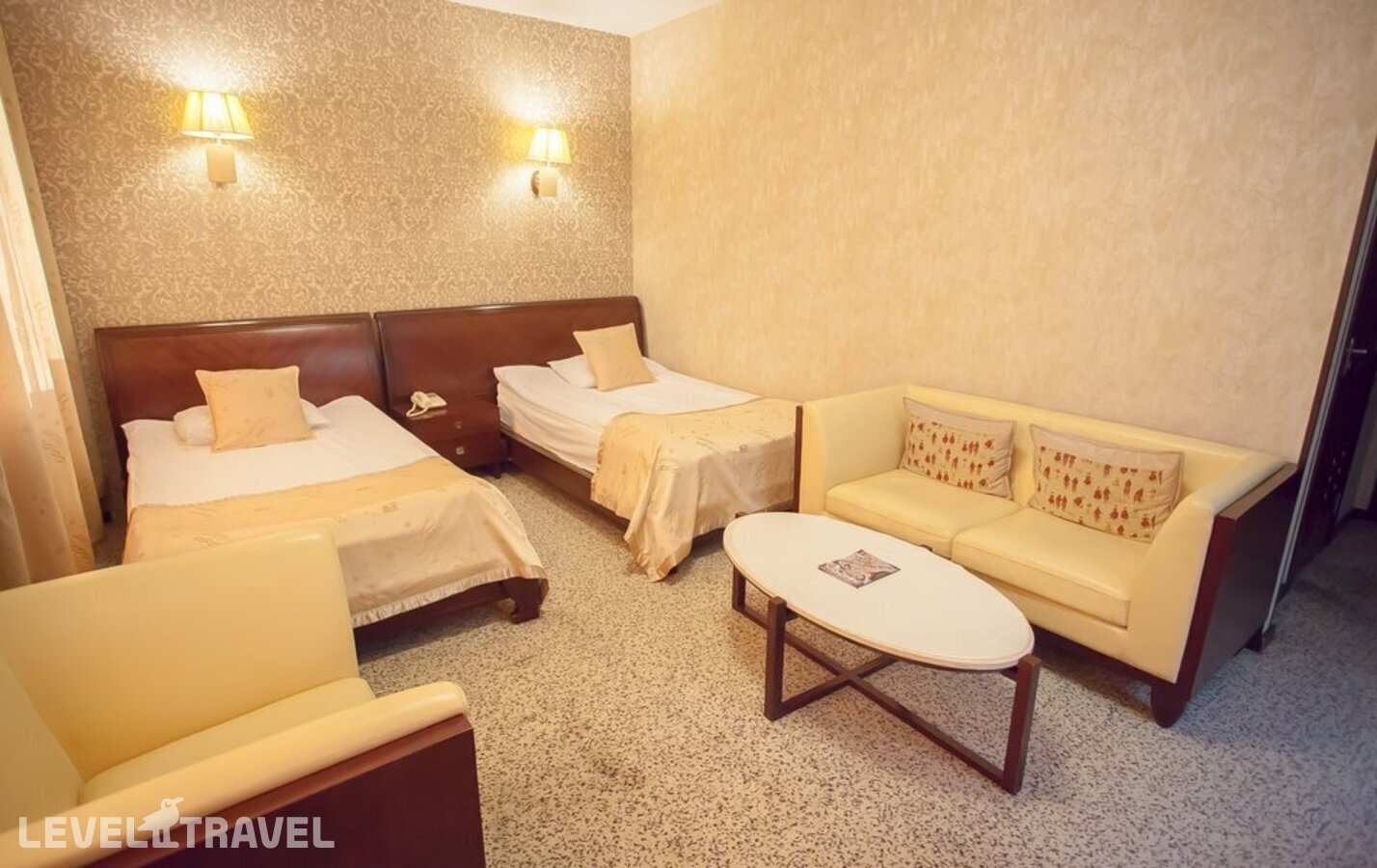 фотографии номера Номер Бизнес отеля Мартон Палас Отель (Marton Palace Hotel) в Россия(Калининград) - фото №6