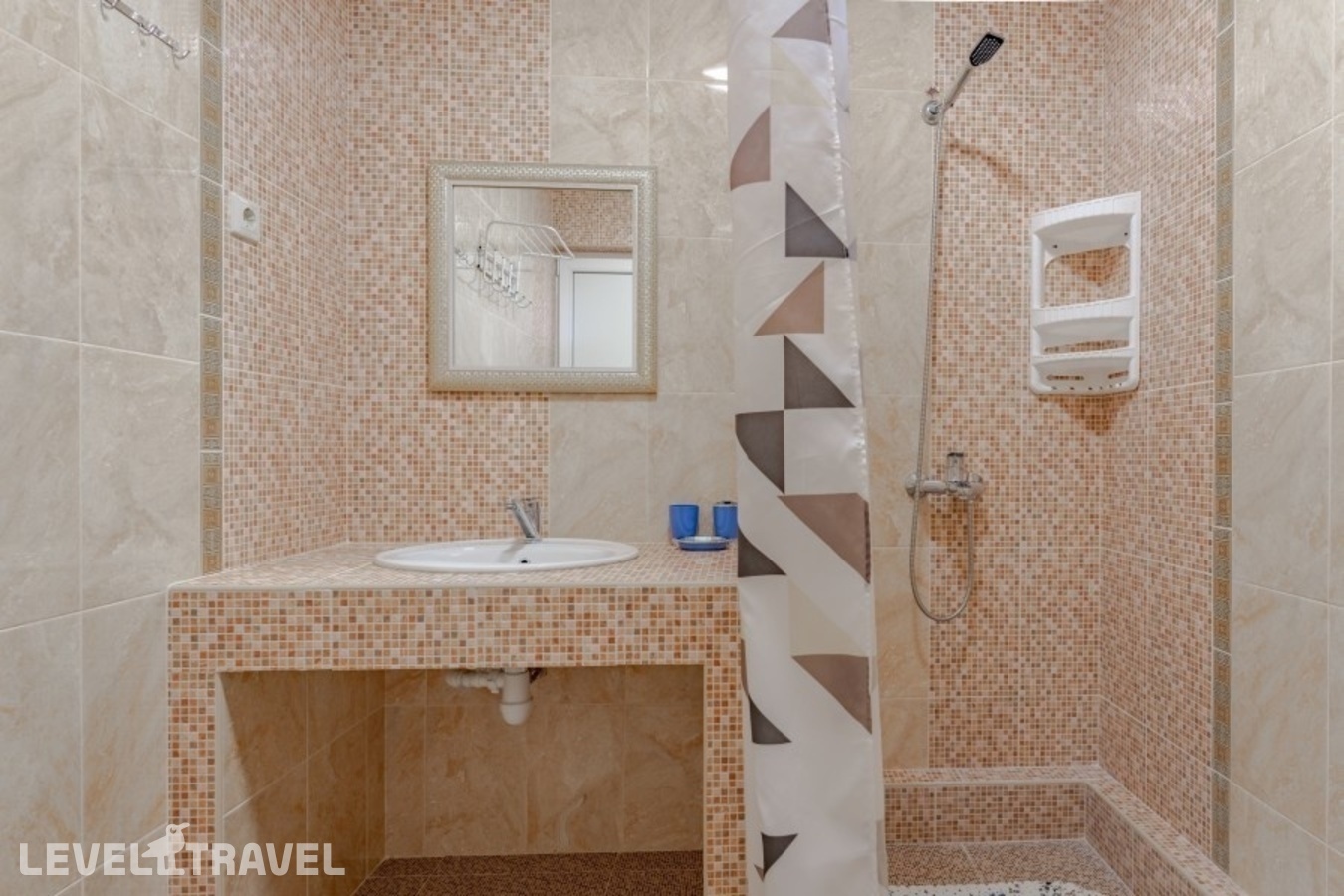 фотографии номера Трехместный Улучшенный с кухней отеля Sirius Guest House в Россия(Адлер) - фото №14