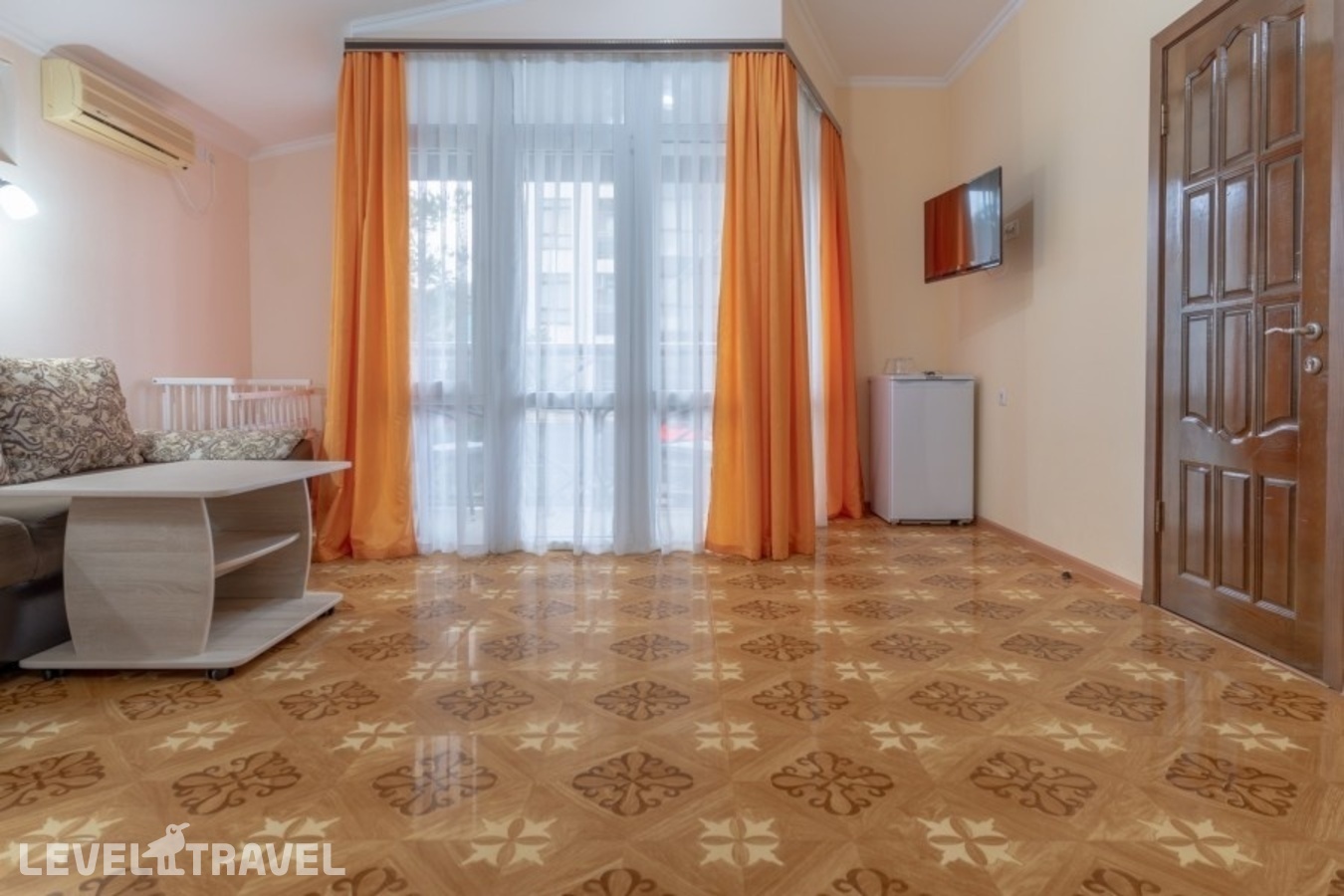 фотографии номера Двухкомнатный четырехместный номер отеля Sirius Guest House в Россия(Адлер) - фото №4