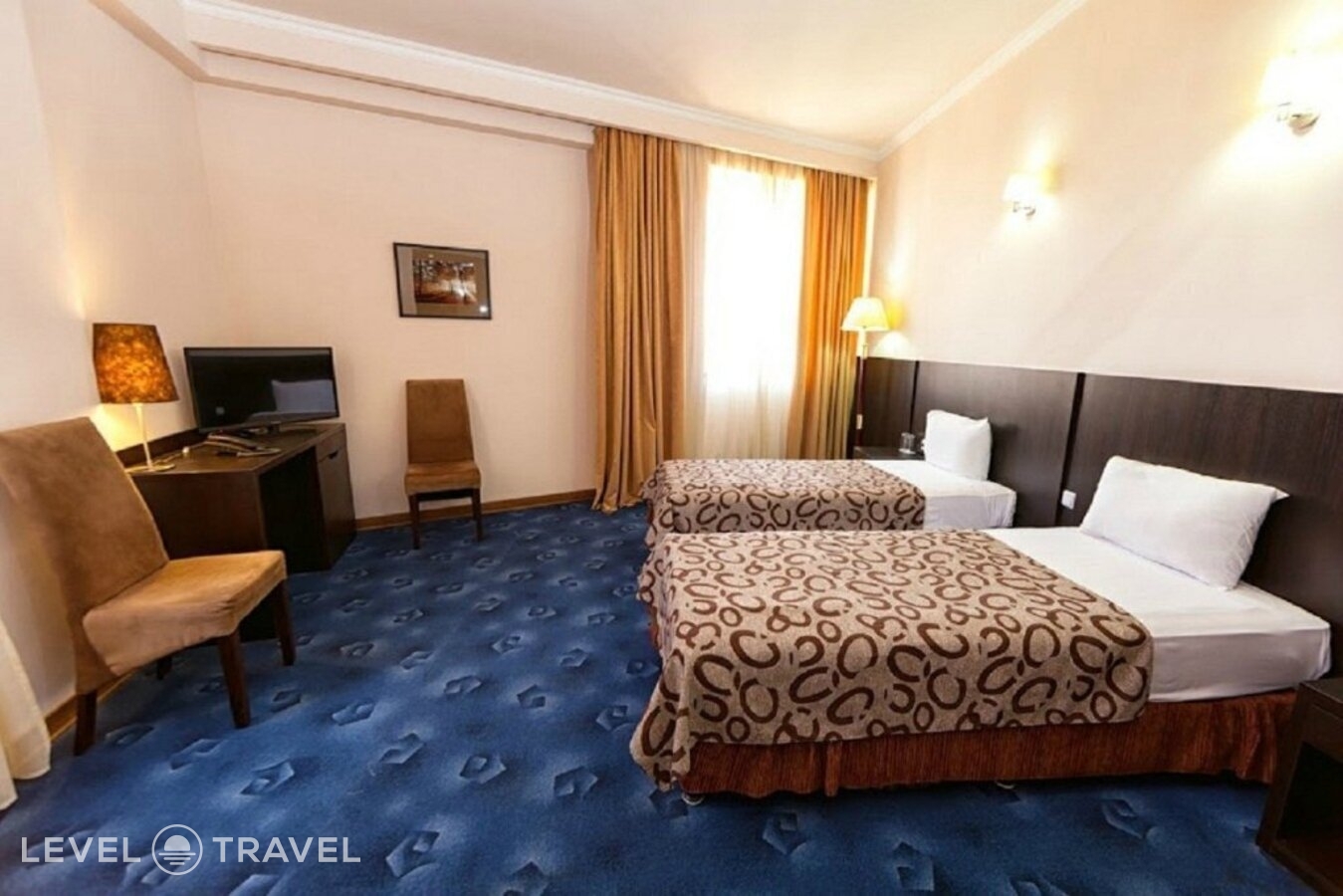 фотографии номера Экономичный номер отеля Bomo Regineh Hotel в Армения(Ереван) - фото №9