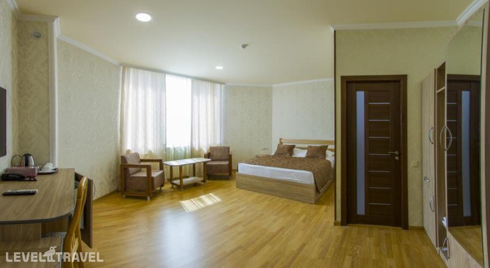 фотографии номера Улучшенный номер отеля Inga Hotel Yerevan в Армения(Ереван) - фото №3