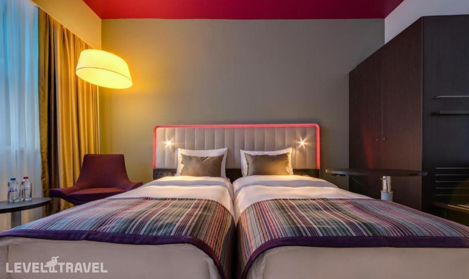 фотографии номера Стандартный номер отеля Park Inn by Radisson Novokuznetsk (Парк Инн Рэдиссон Новокузнецк) в Россия(Новокузнецк) - фото №6