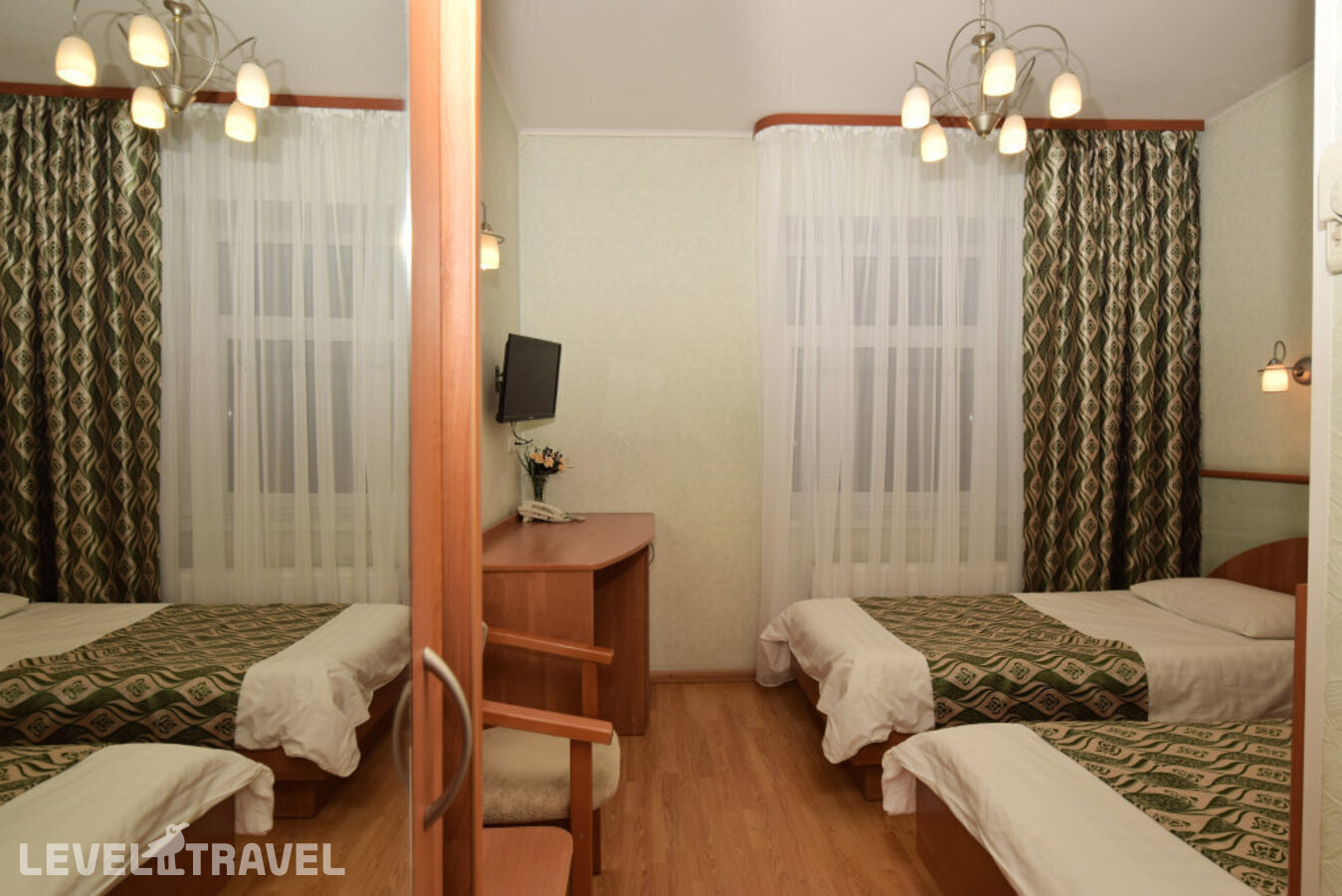 фотографии номера Стандартный (две односпальные кровати) отеля Империя SPA (Империя СПА) в Россия(Центральный район) - фото №2