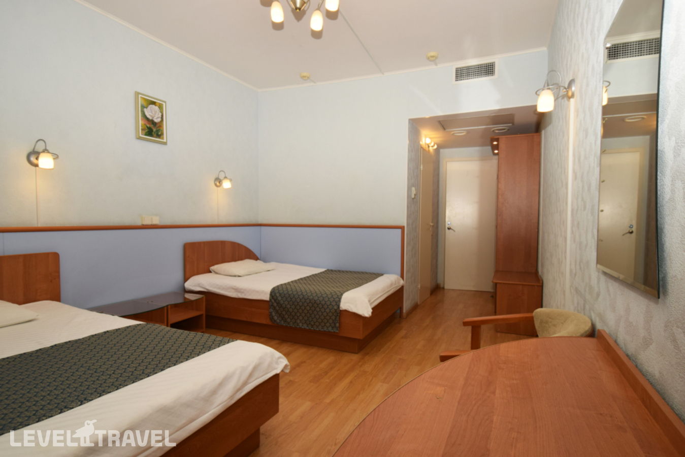 фотографии номера Комфорт (две односпальные кровати) отеля Империя SPA (Империя СПА) в Россия(Центральный район) - фото №3