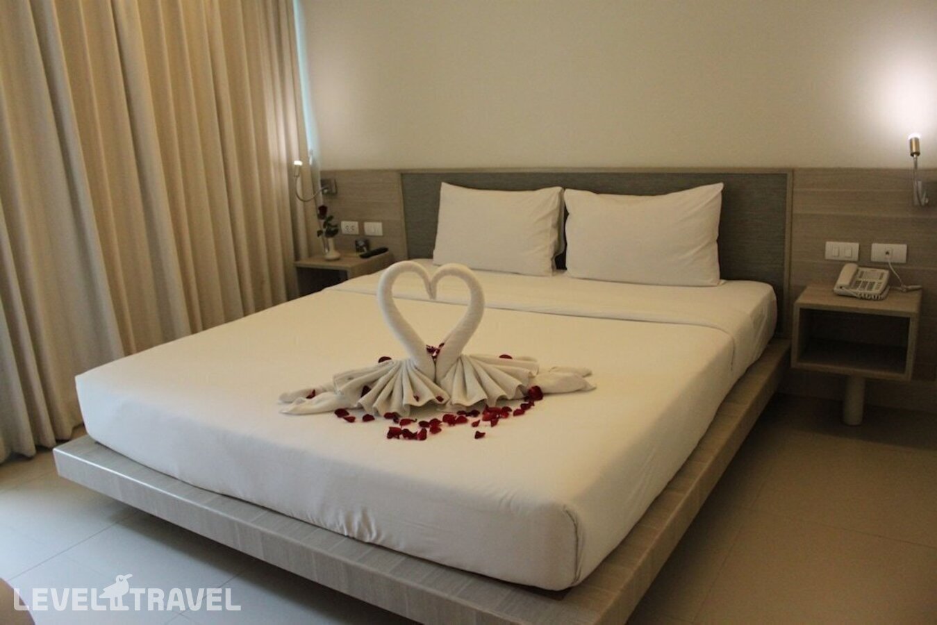 фотографии номера Делюкс отеля Sunshine Hotel & Residences в Таиланд(Центральная Паттайя) - фото №10