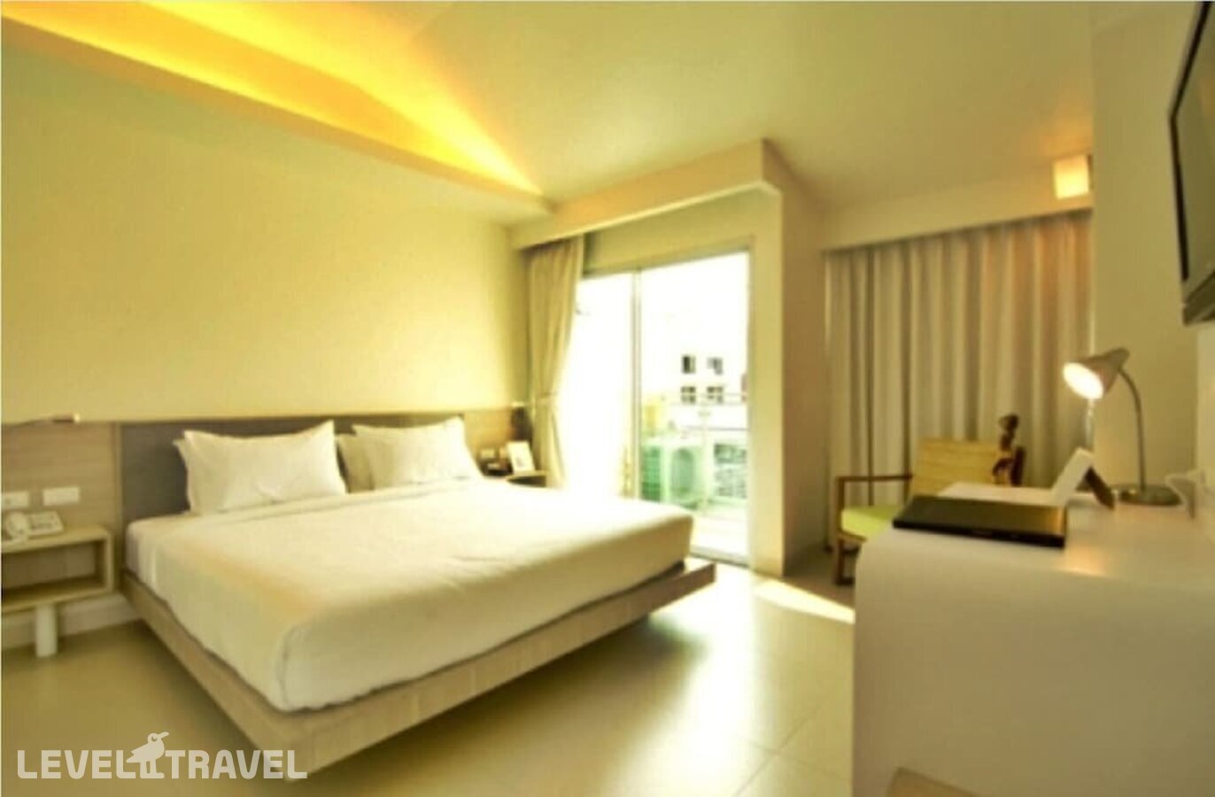 фотографии номера Делюкс отеля Sunshine Hotel & Residences в Таиланд(Центральная Паттайя) - фото №12
