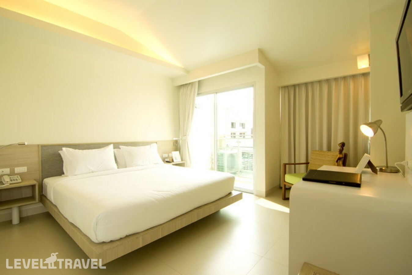 фотографии номера Делюкс отеля Sunshine Hotel & Residences в Таиланд(Центральная Паттайя) - фото №1