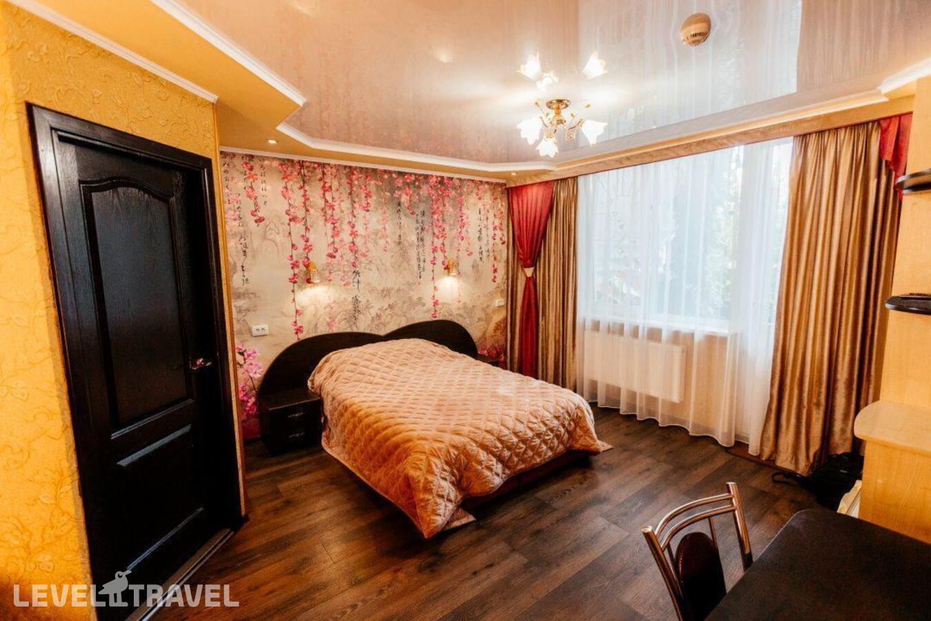 фотографии номера Стандартный номер отеля Отель Летучая Мышь в Россия(Алушта) - фото №21