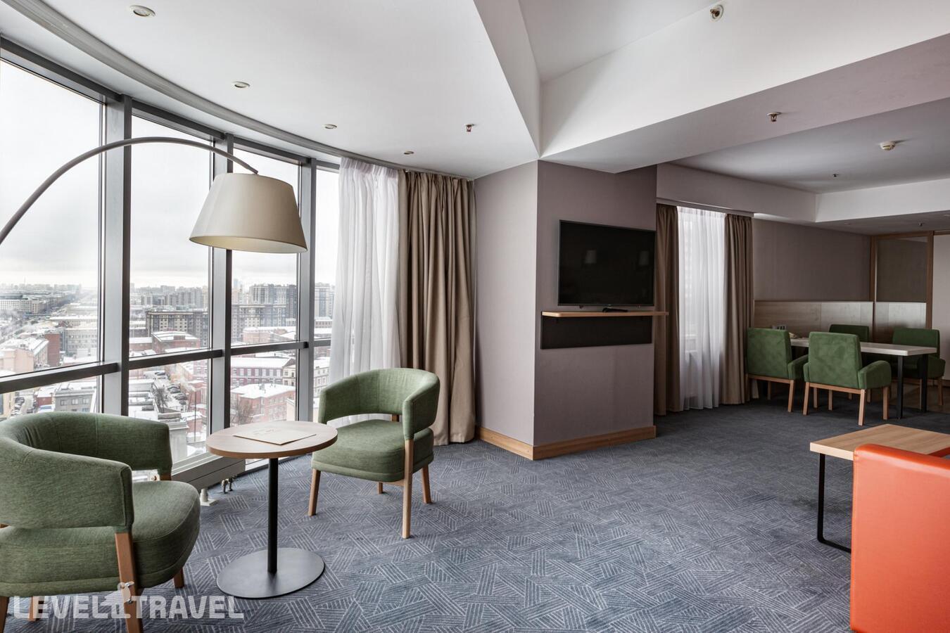 фотографии номера Апартаменты люкс отеля Московские Ворота (Бывш. Holiday Inn Московские Ворота) в Россия(Московский район) - фото №12