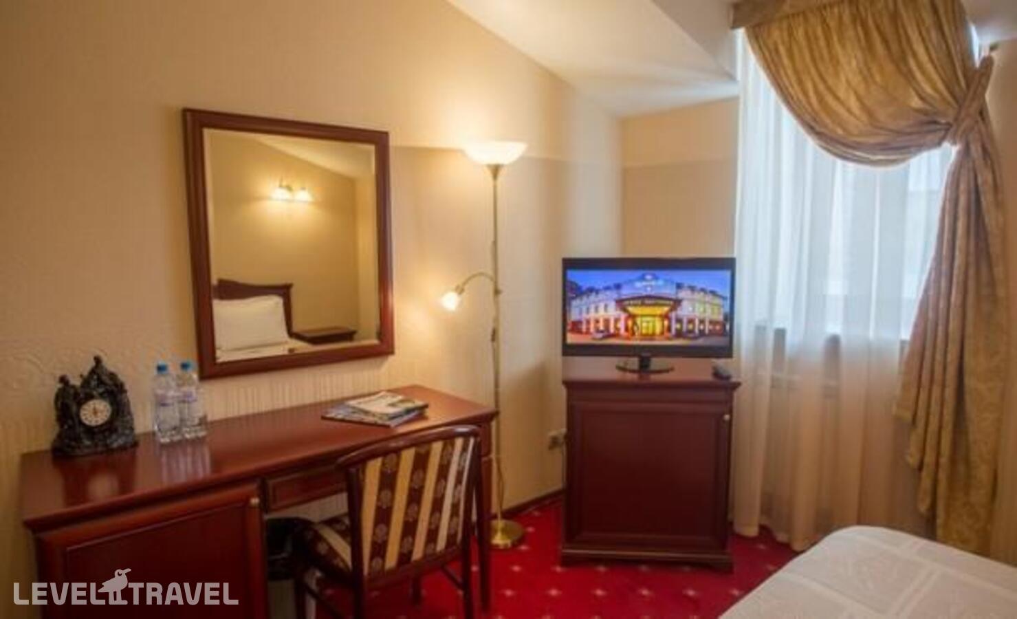 фотографии номера Семейный люкс отеля Бизнес-Отель Купеческий в Россия(Красноярск) - фото №3