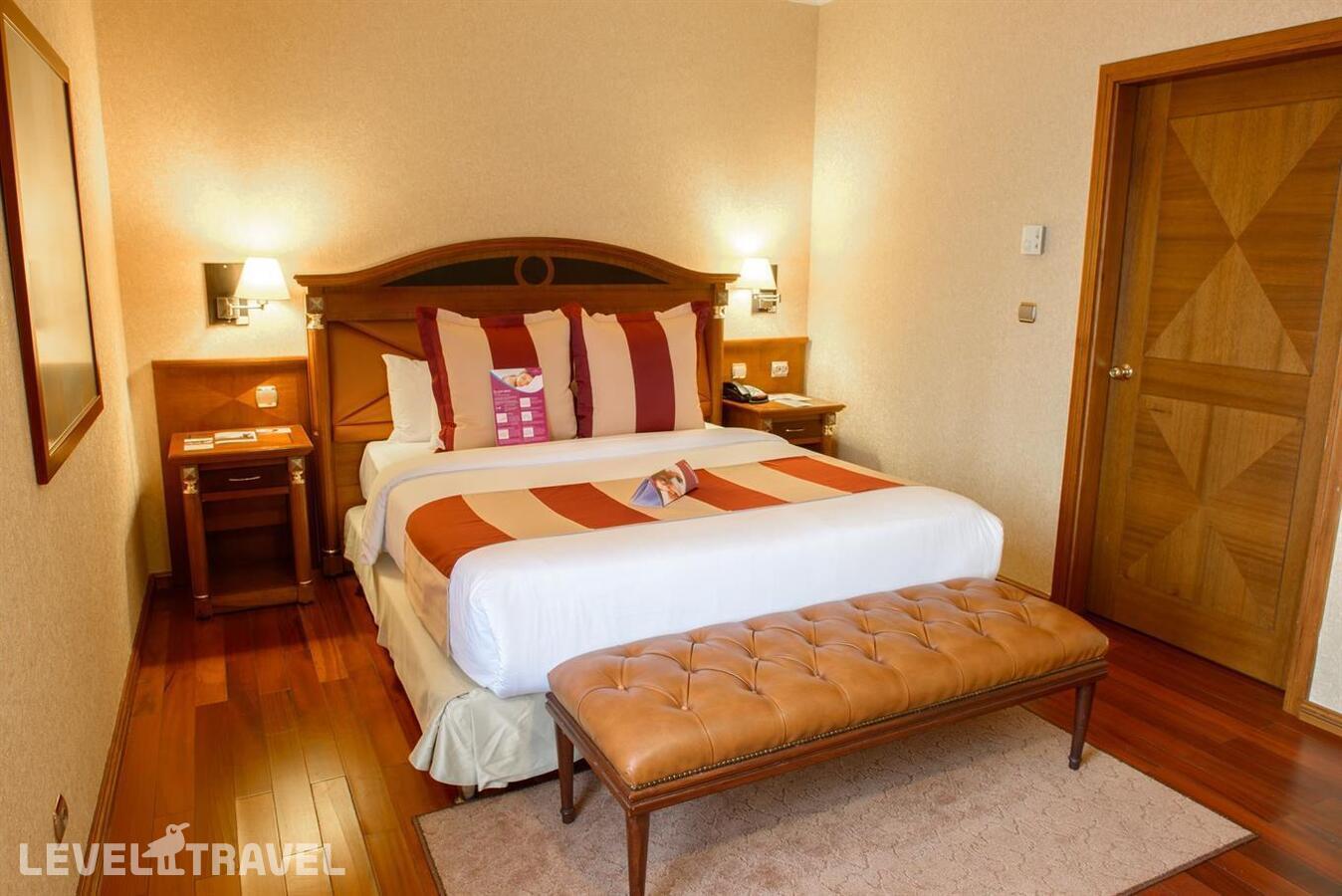фотографии номера Люкс отеля Crowne Plaza Minsk Hotel в Беларусь(Минск) - фото №1