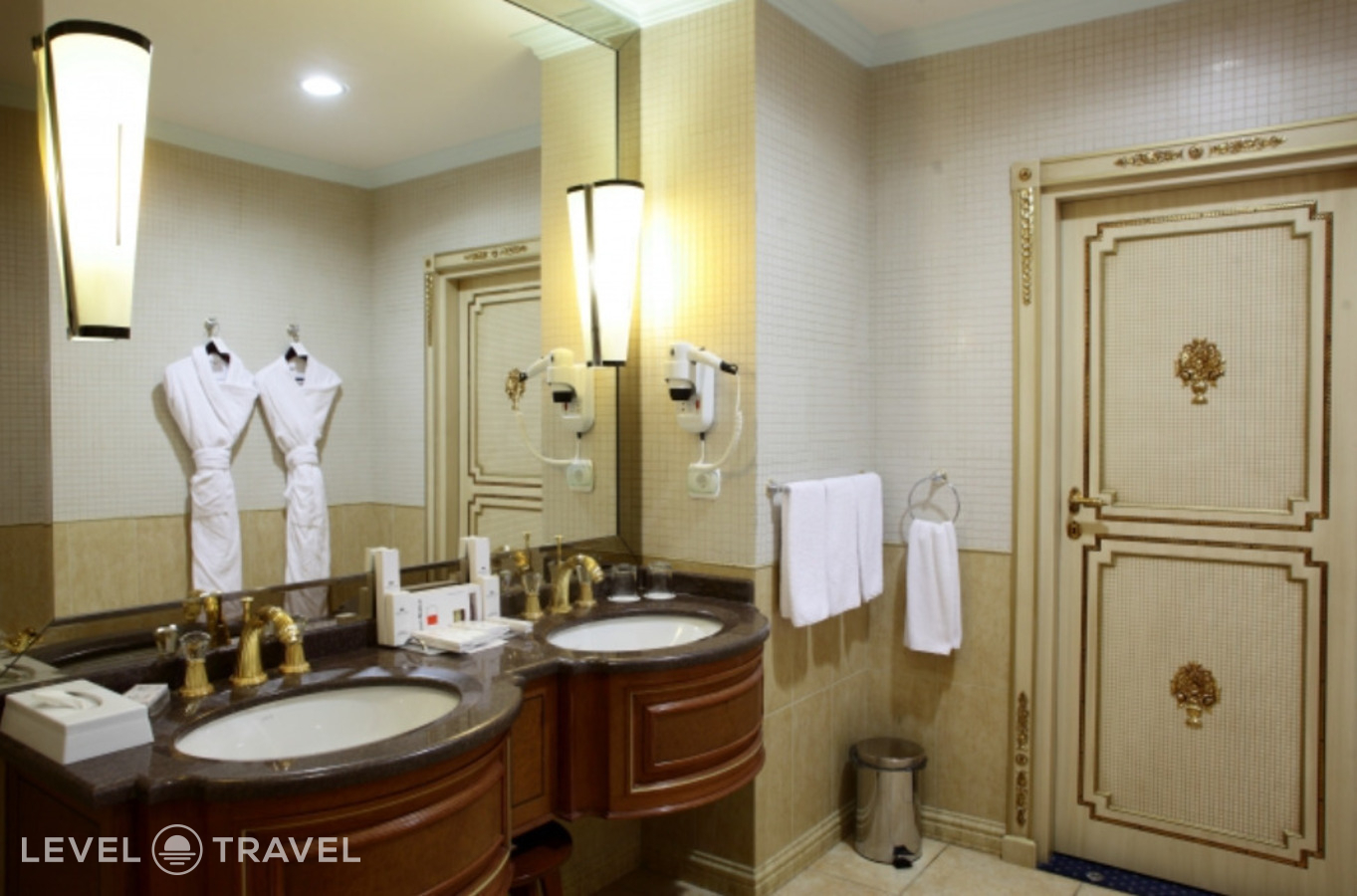 фотографии номера Люкс президентский отеля Crowne Plaza Minsk Hotel в Беларусь(Минск) - фото №4