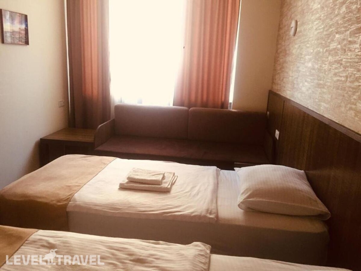 фотографии номера Стандартный номер отеля Hobby Hotel в Армения(Ереван) - фото №5