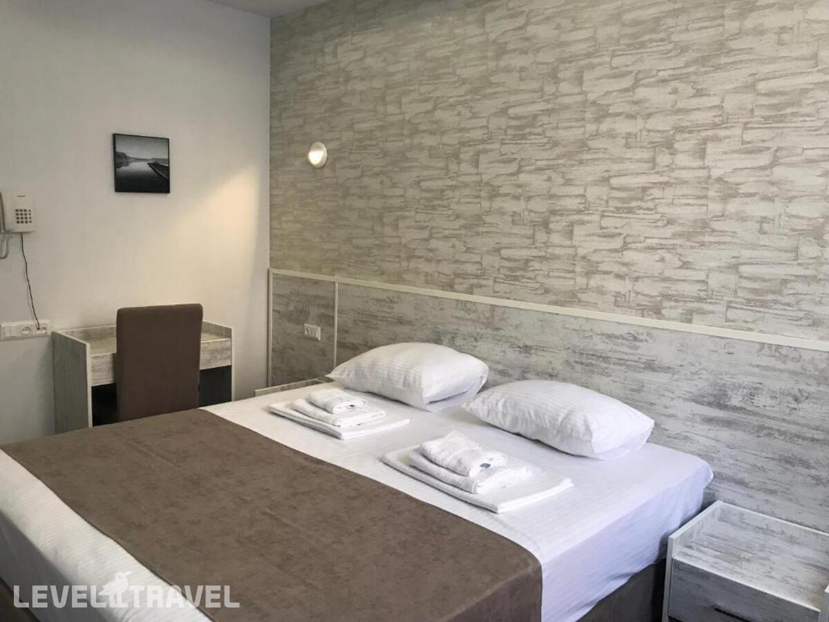 фотографии номера Стандартный номер отеля Hobby Hotel в Армения(Ереван) - фото №1