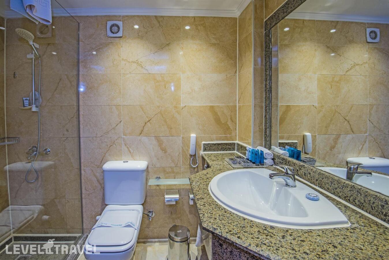 фотографии номера Размещение по прибытии отеля Sunrise Aqua Joy Resort в Египет(Хургада (город)) - фото №2