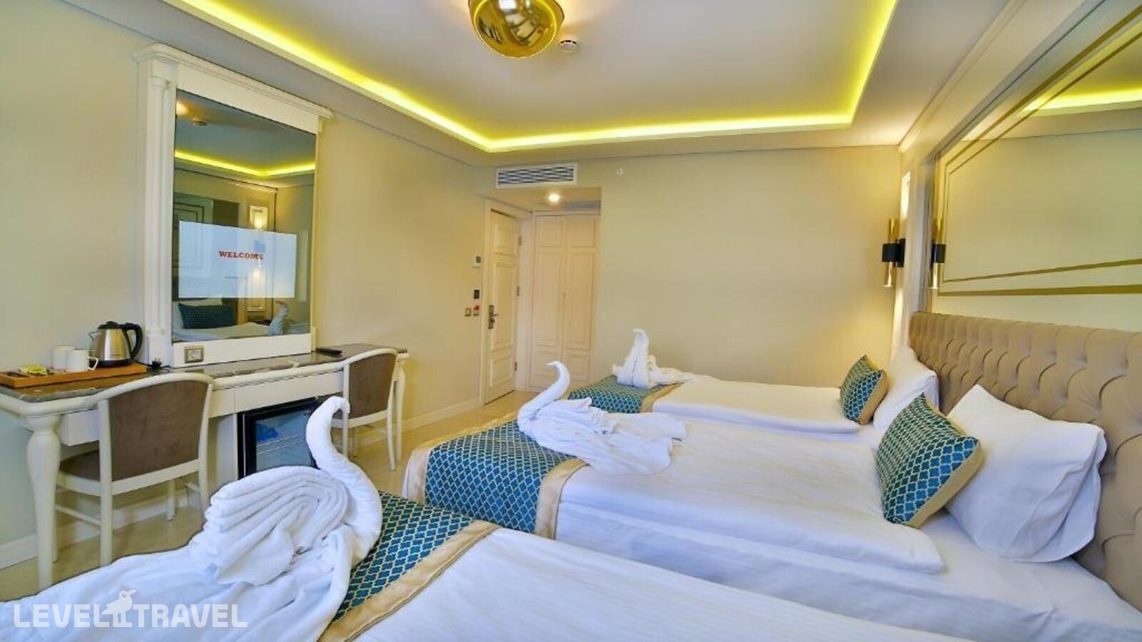 фотографии номера Трехместный делюкс отеля Beethoven Premium Hotel в Турция(Фатих) - фото №35