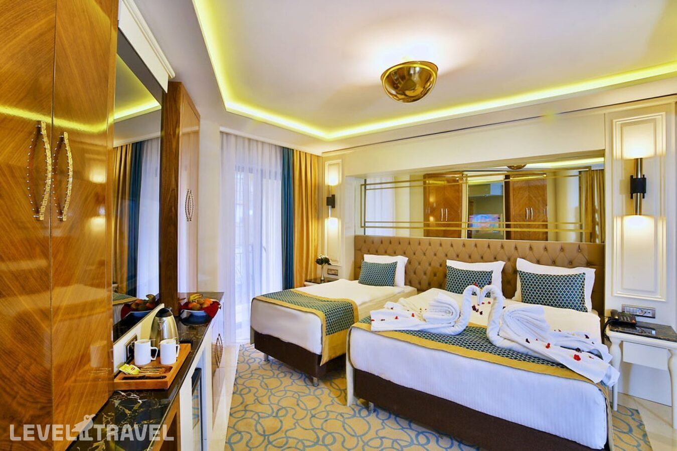фотографии номера Полулюкс Делюкс отеля Beethoven Premium Hotel в Турция(Фатих) - фото №1