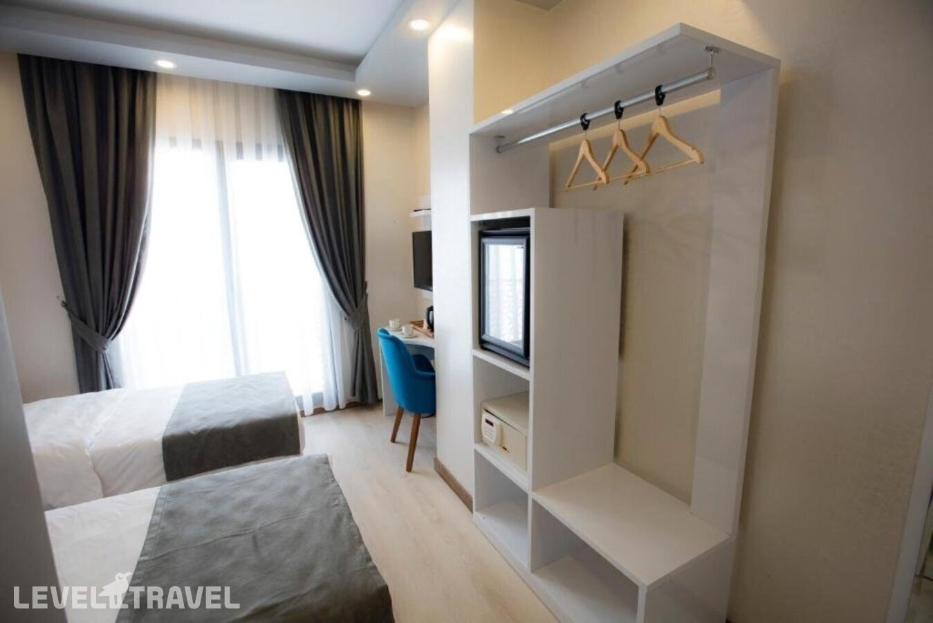 фотографии номера Делюкс отеля Royal Inci Airport Hotel в Турция(Кючюкчекмедже) - фото №5