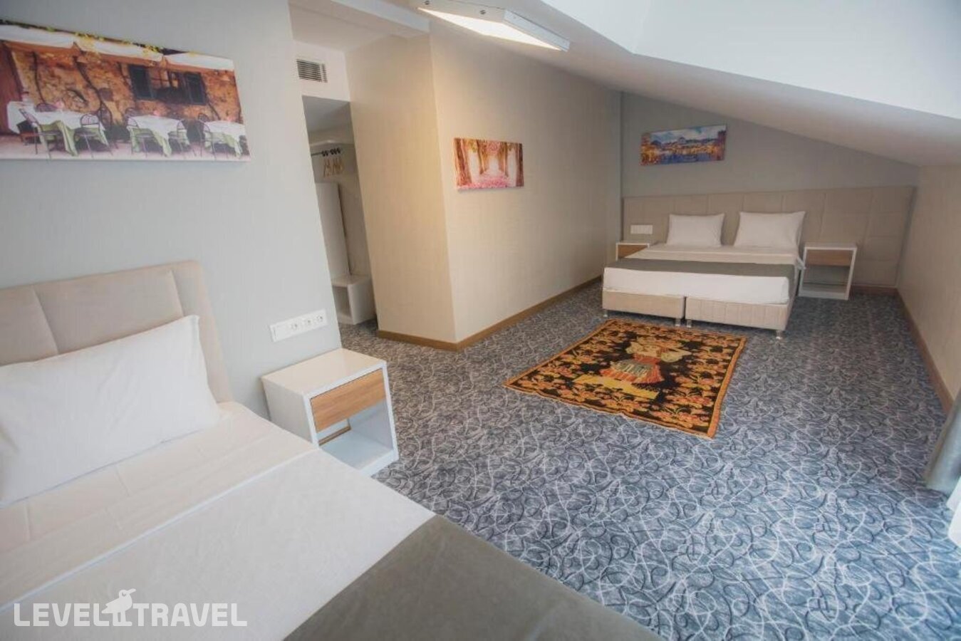 фотографии номера Семейный роскошный люкс отеля Royal Inci Airport Hotel в Турция(Кючюкчекмедже) - фото №2