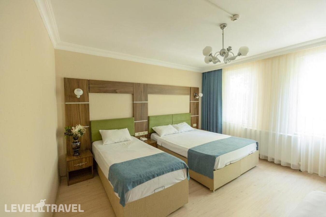 фотографии номера Трехместный номер отеля De Maree Hotel в Турция(Султанахмет) - фото №1