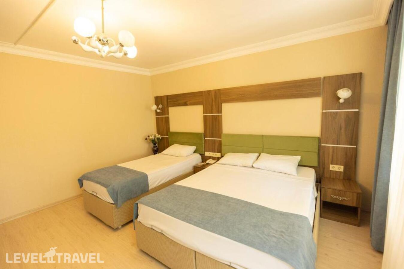 фотографии номера Трехместный номер отеля De Maree Hotel в Турция(Султанахмет) - фото №2