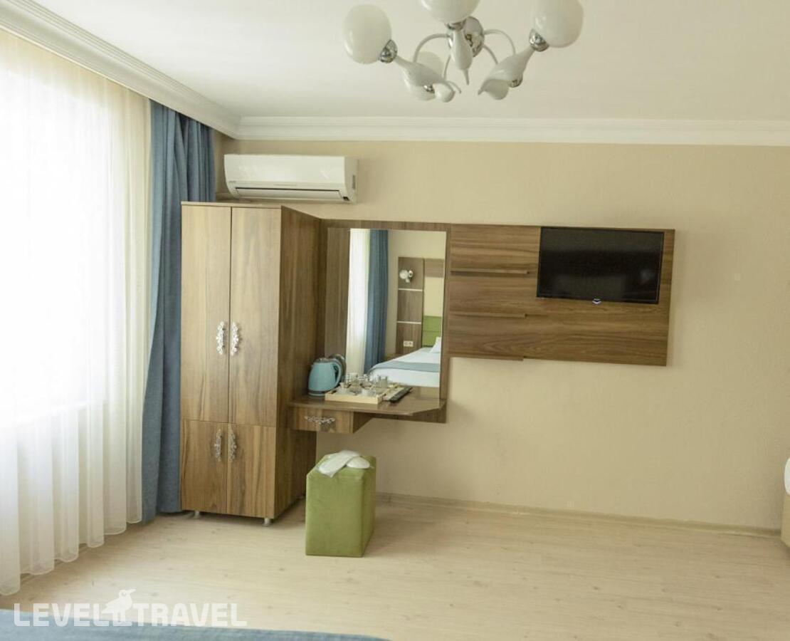 фотографии номера Трехместный номер отеля De Maree Hotel в Турция(Султанахмет) - фото №4