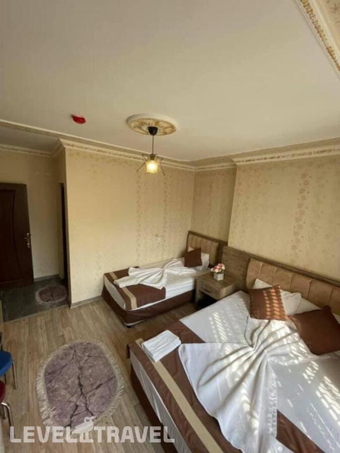 фотографии номера Семейный номер отеля Ozgur Hotel в Турция(Анталья - Центр) - фото №55