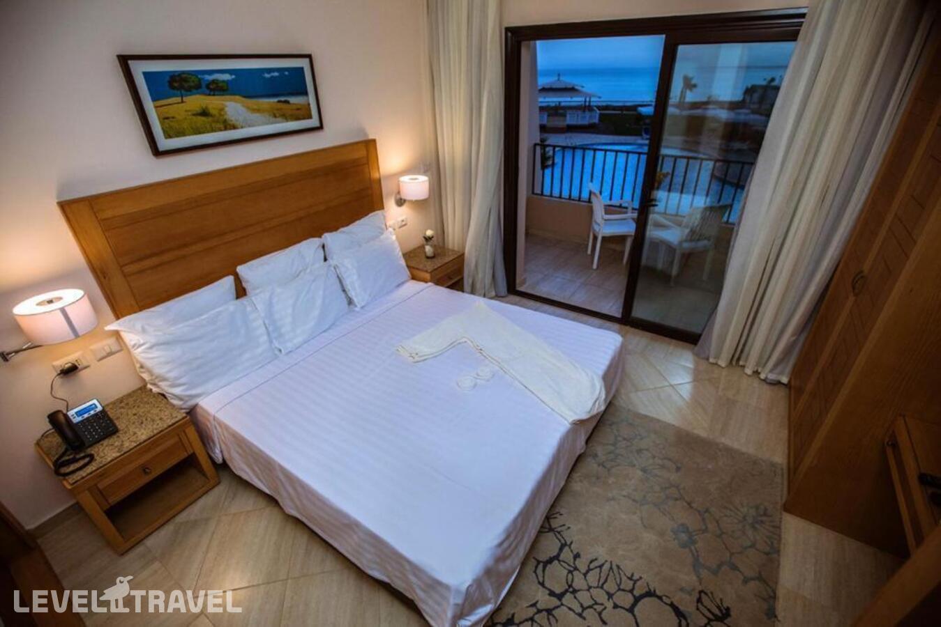 фотографии номера Люкс отеля Sky View Suites Hotel в Египет(Хургада (город)) - фото №1