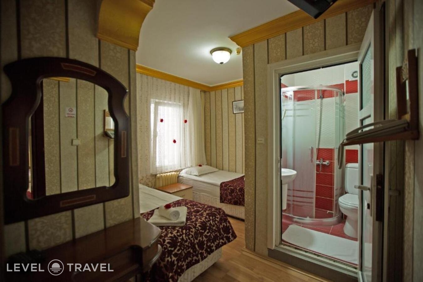 фотографии номера Трехместный номер отеля Sirkeci Emek Hotel в Турция(Сиркеджи) - фото №104