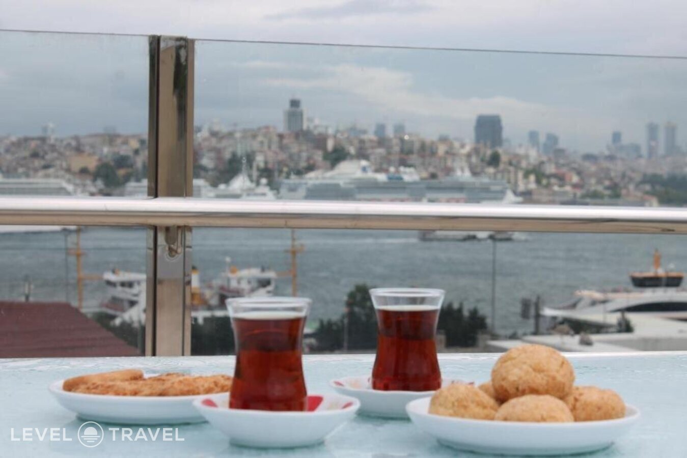 фотографии номера Трехместный номер отеля Sirkeci Emek Hotel в Турция(Сиркеджи) - фото №65