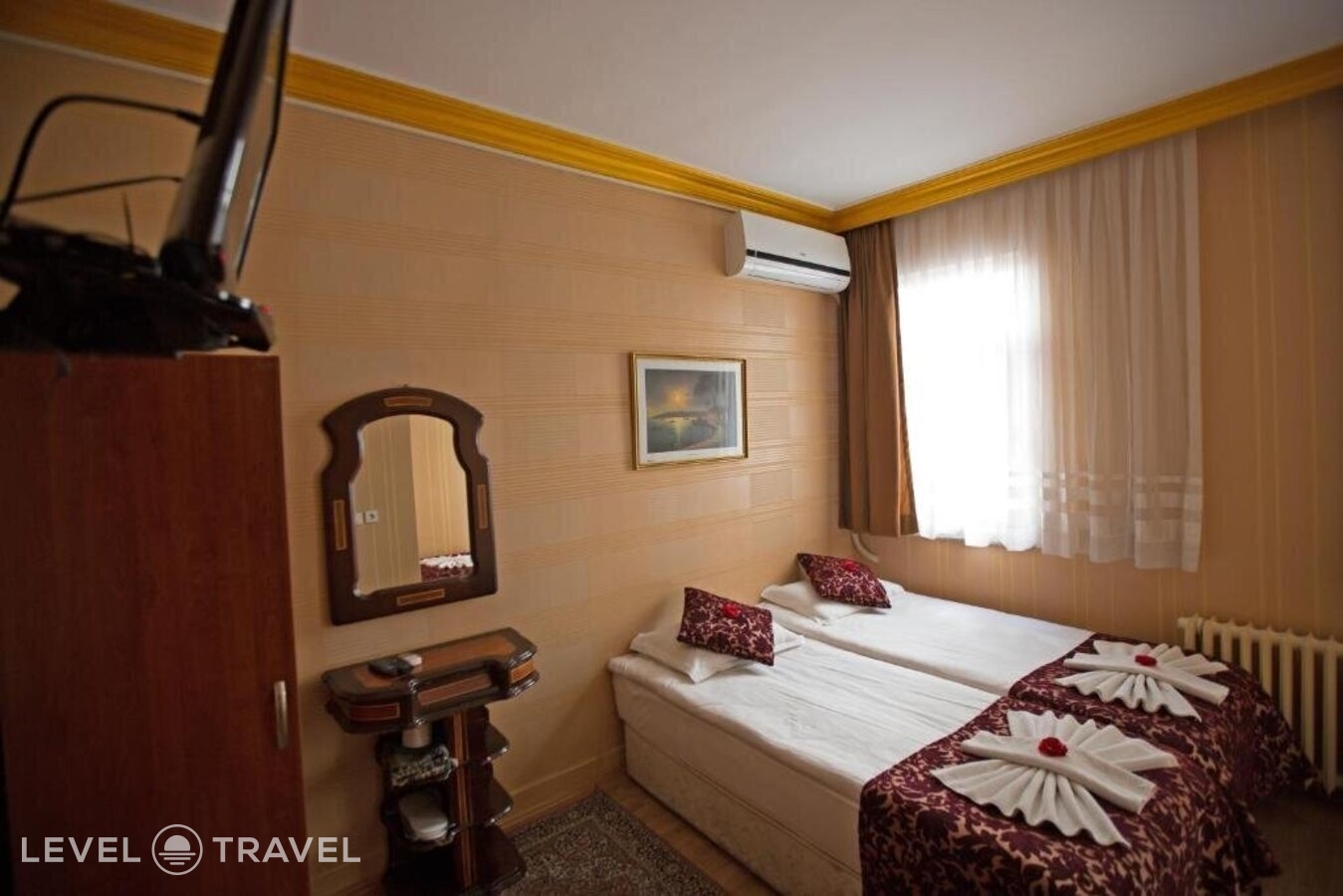 фотографии номера Трехместный номер отеля Sirkeci Emek Hotel в Турция(Сиркеджи) - фото №71