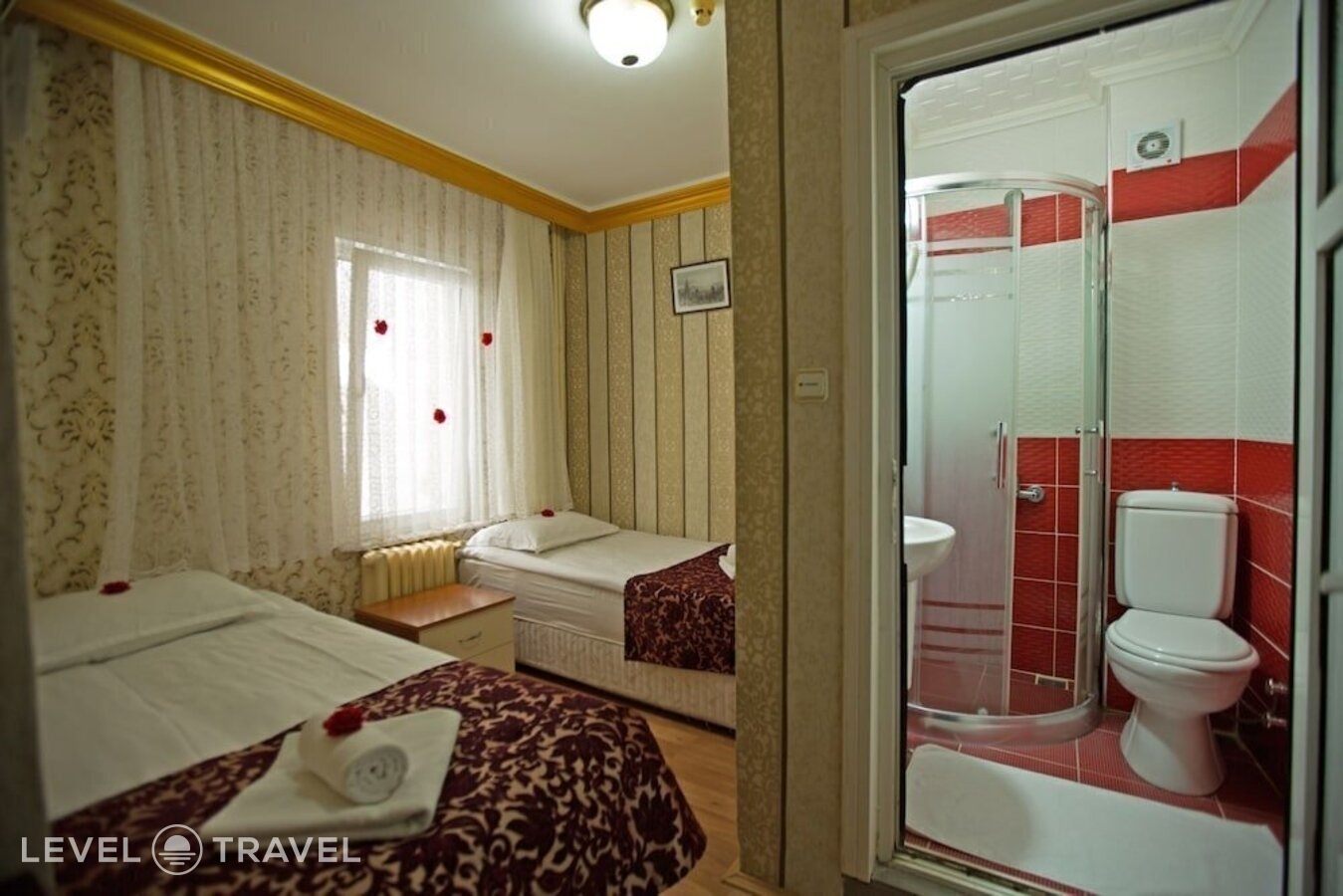 фотографии номера Трехместный номер отеля Sirkeci Emek Hotel в Турция(Сиркеджи) - фото №17