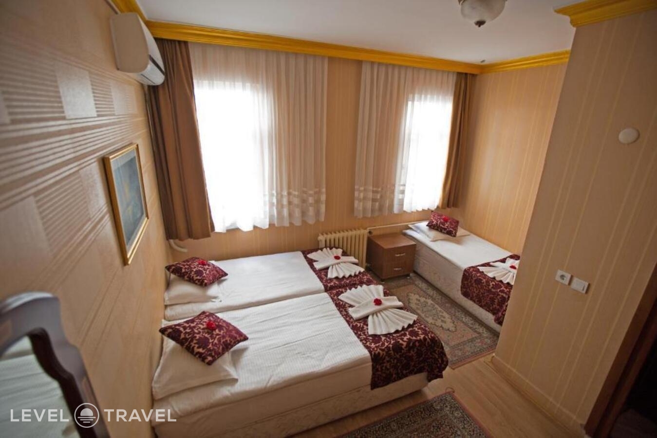фотографии номера Трехместный номер отеля Sirkeci Emek Hotel в Турция(Сиркеджи) - фото №117