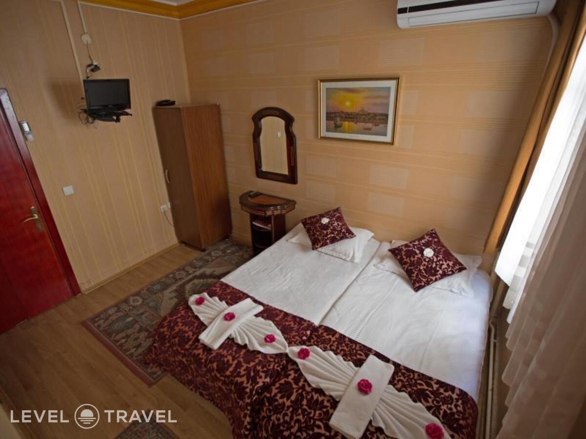 фотографии номера Семейный номер отеля Sirkeci Emek Hotel в Турция(Сиркеджи) - фото №148