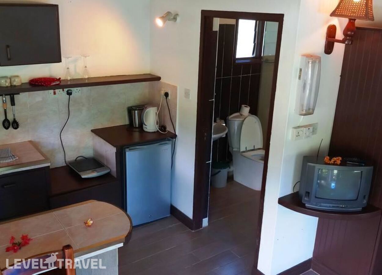 фотографии номера Стандартный номер отеля Romance Bungalows Apartment в Сейшелы(о. Маэ) - фото №2