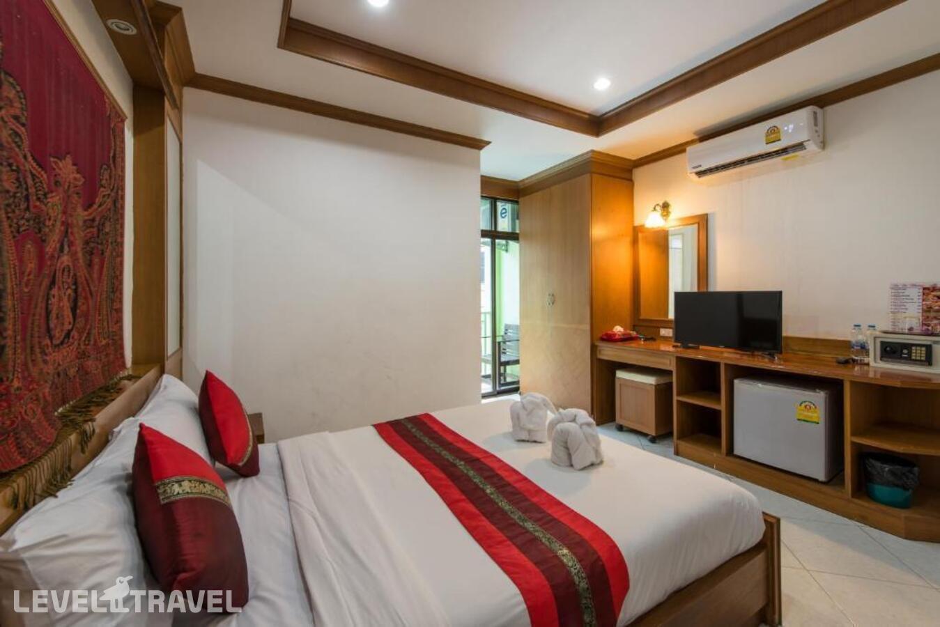 фотографии номера Стандартный номер отеля Magnific Guesthouse Patong в Таиланд(Патонг Бич) - фото №6