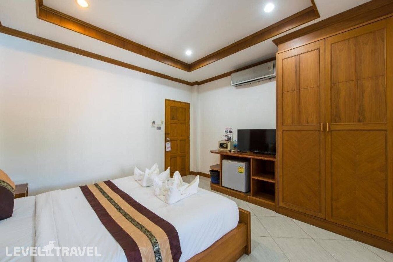 фотографии номера Улучшенный номер отеля Magnific Guesthouse Patong в Таиланд(Патонг Бич) - фото №7